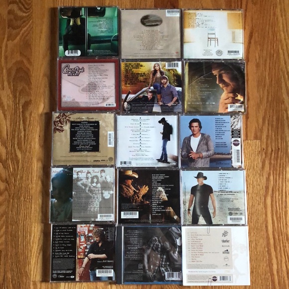 💿 BUNDLE OF 15 PRE-OWNED COUNTRY MUSIC CD’S - Picture 2 of 2